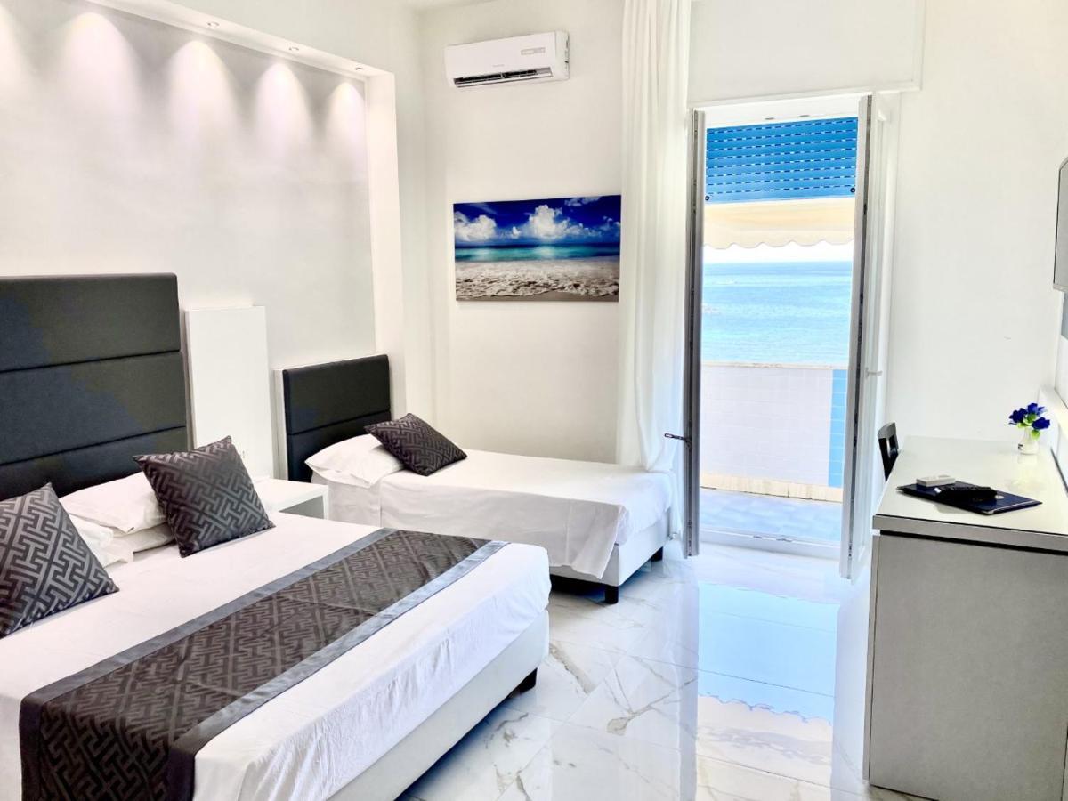 Hotel Blu Порто-Чезарео Екстер'єр фото